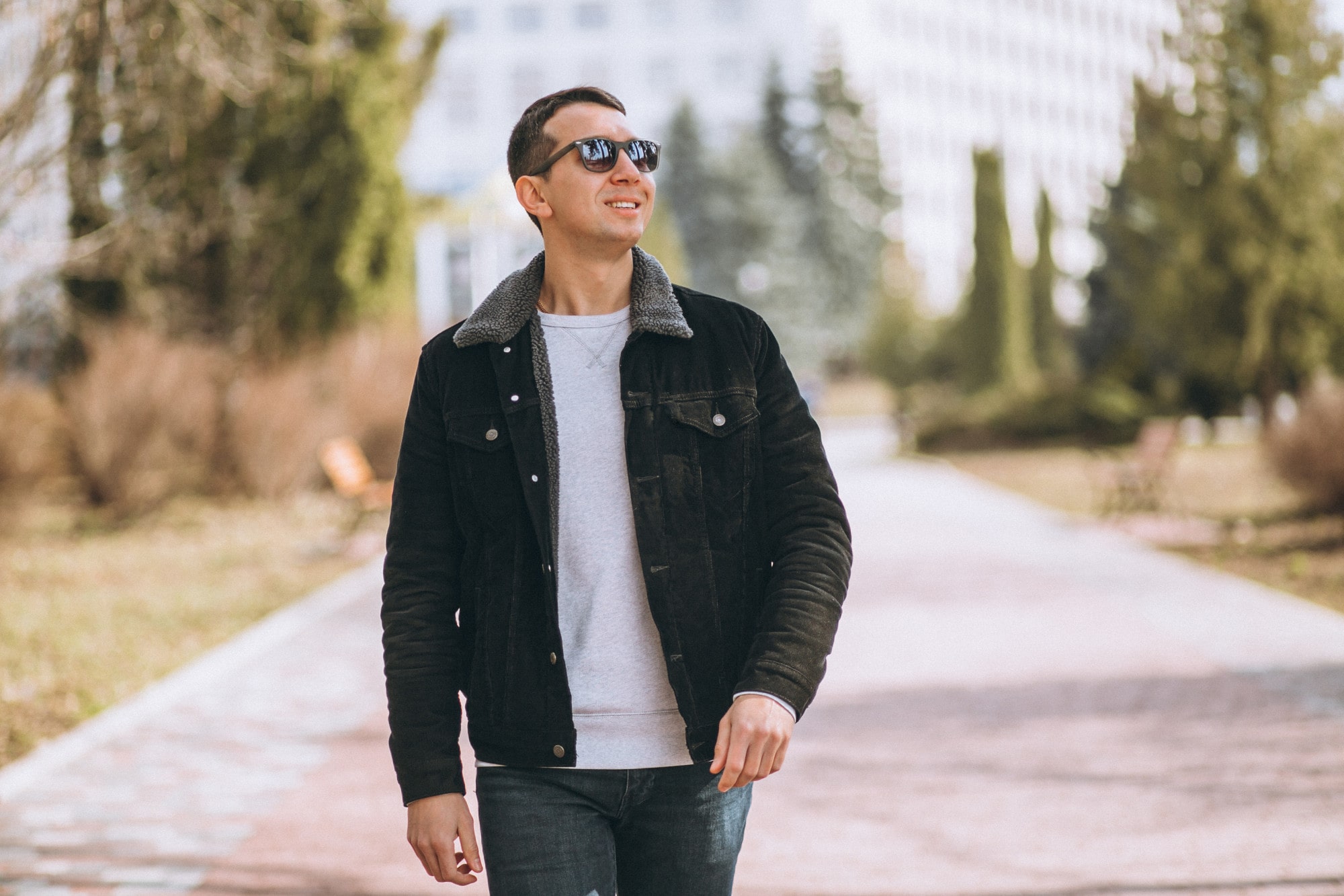 Frisse start: zo stel je de perfecte lente garderobe samen