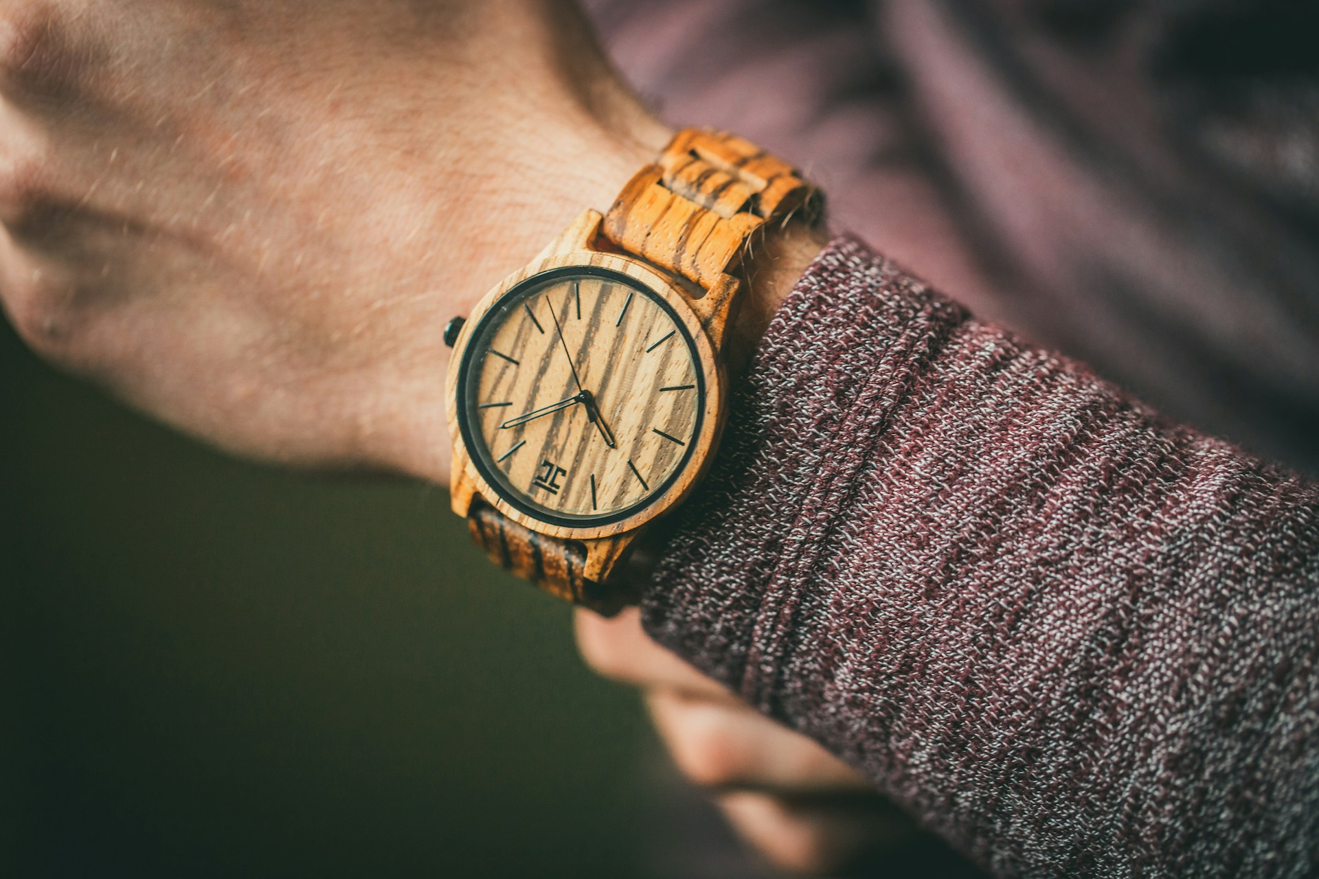 De ultieme lijst met cadeaus voor mannen in hun midlifecrisis